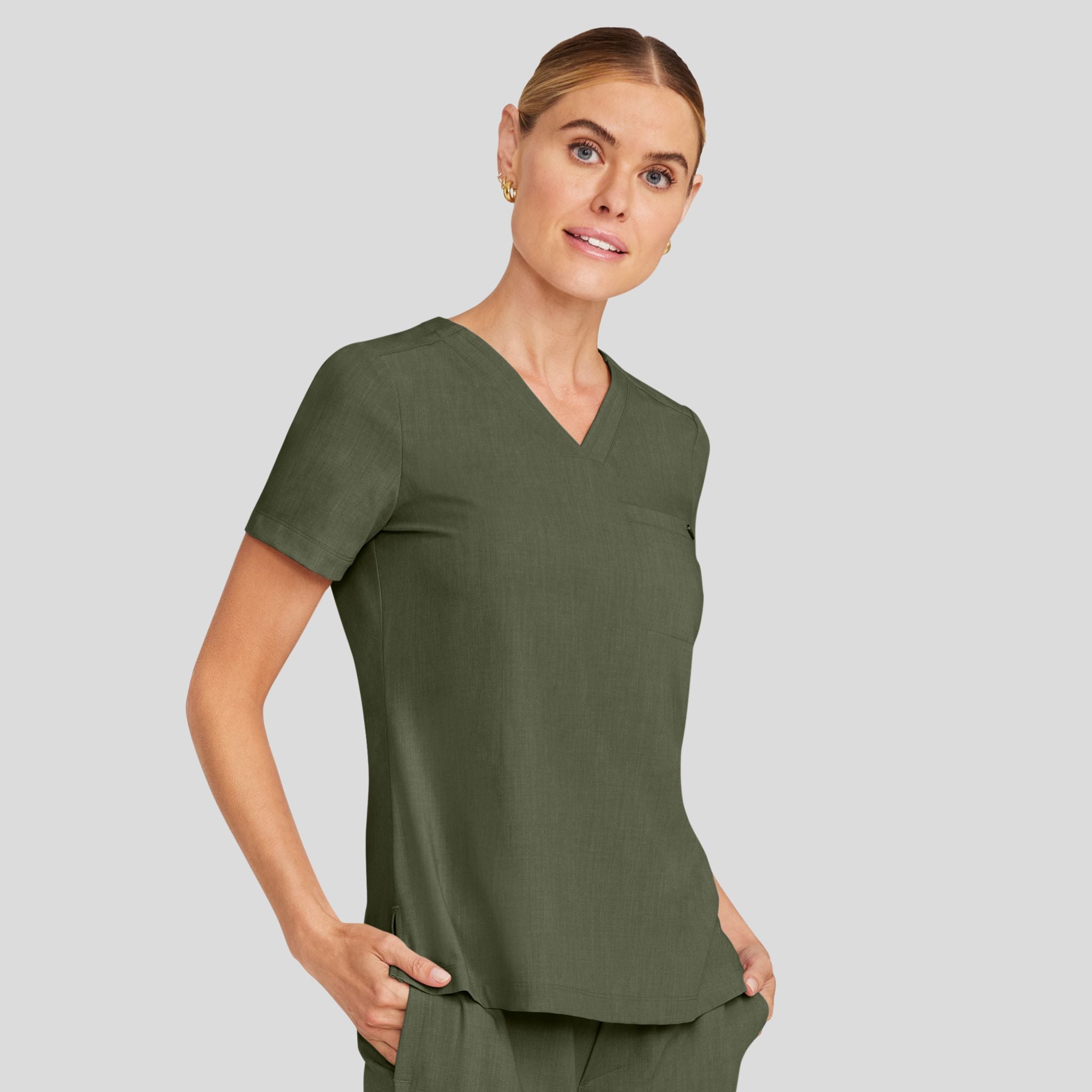 Women's Billie V-Neck Scrub Top | Olive