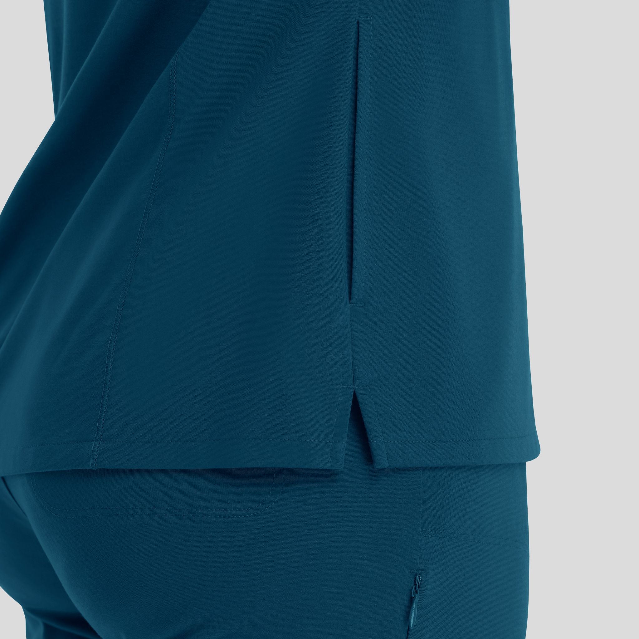 Maevn_Focus_20301_caribbean_back_detail