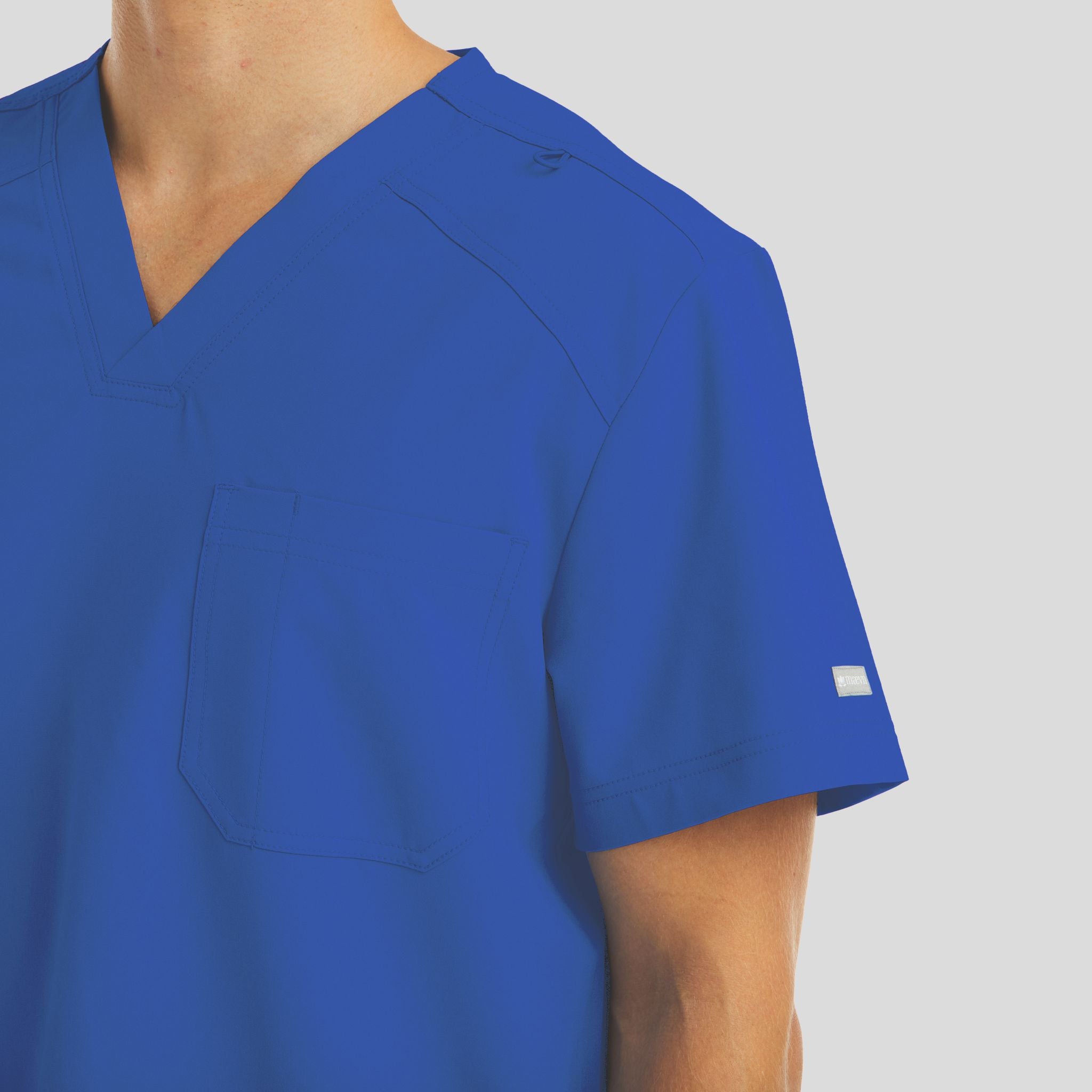 Maevn_Momentum_5801_royal_detail