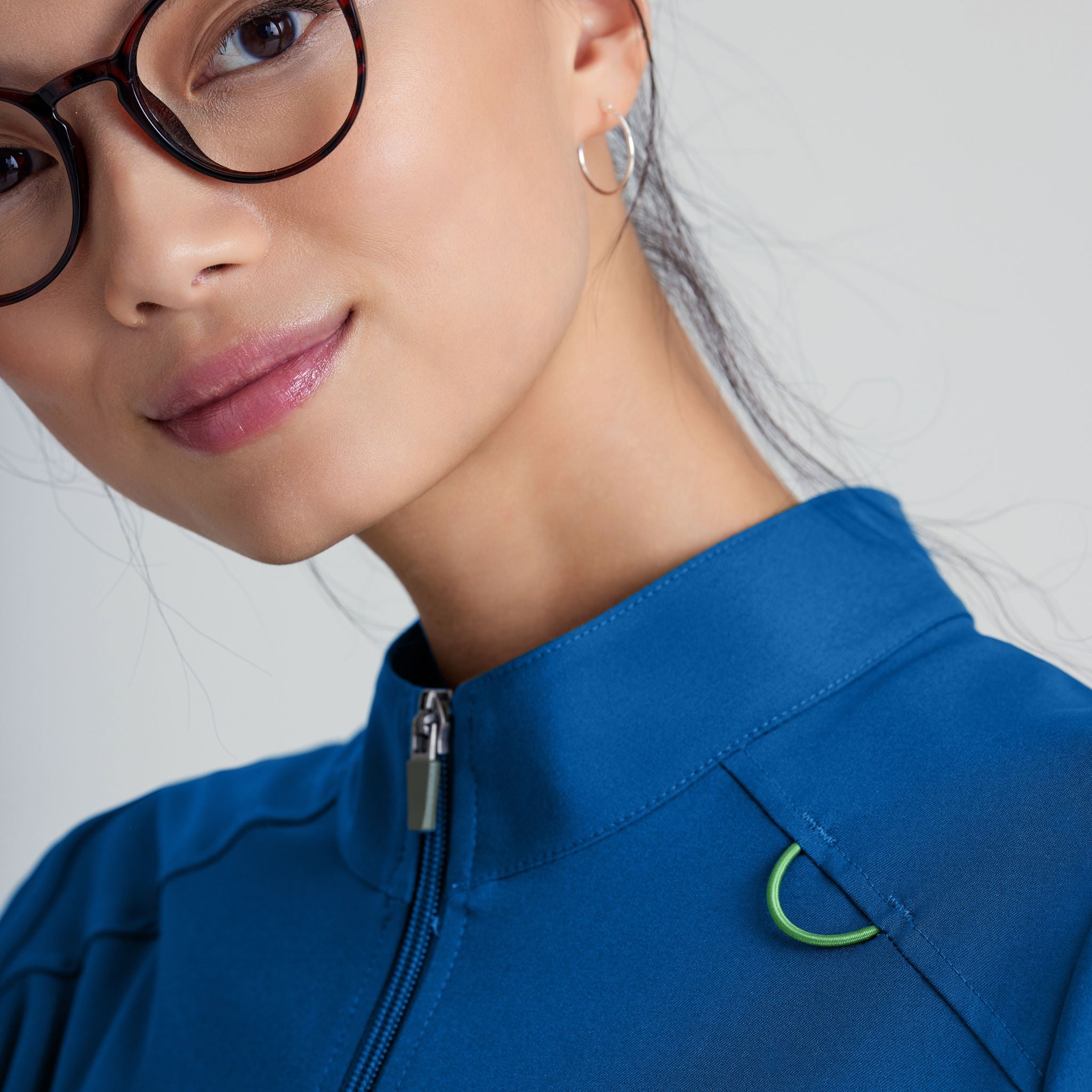 BARCO_GREYSANATOMY_EVOLVE_GSSW886_NEWROYAL_DETAIL