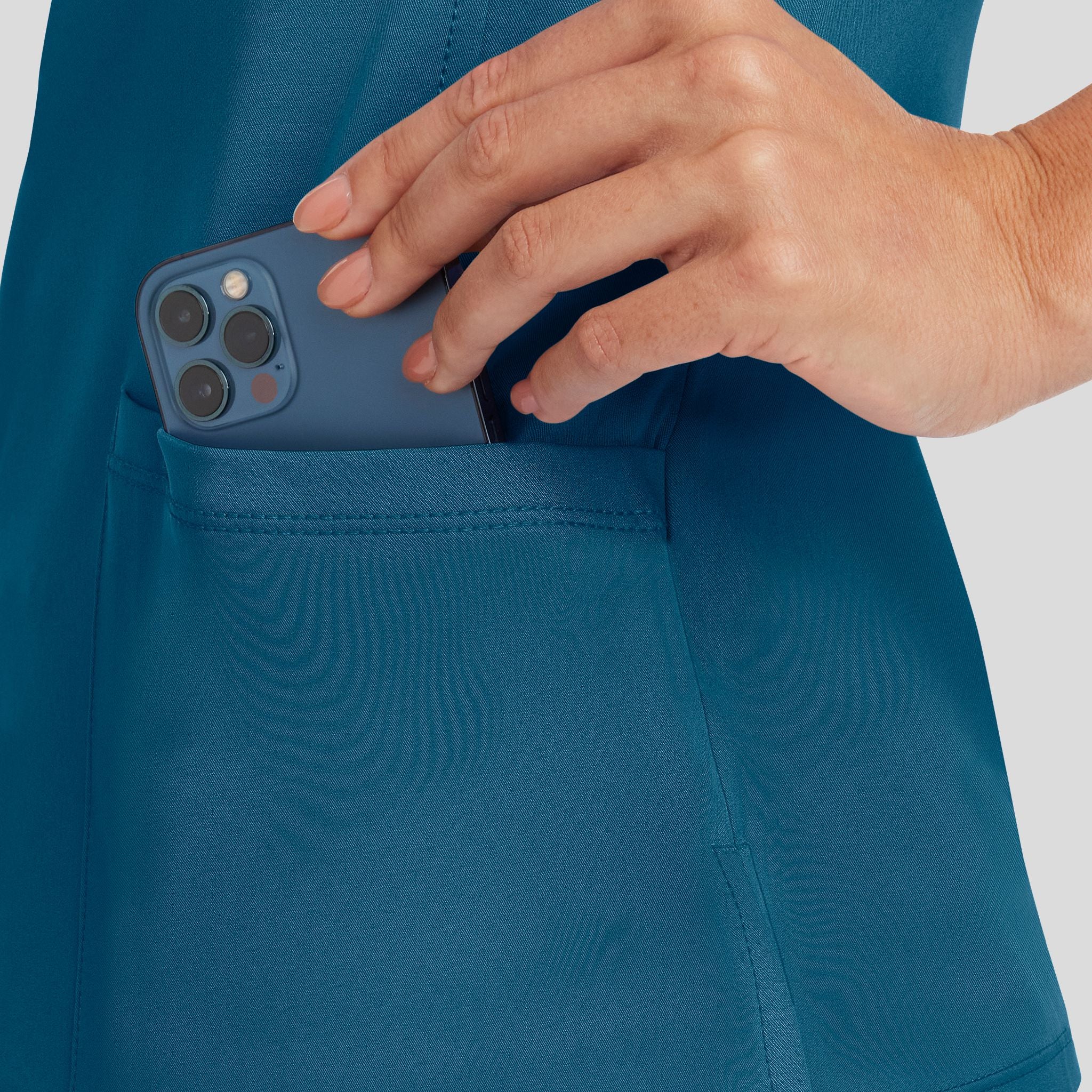 HealingHandsWorks_2500_caribbean_detail