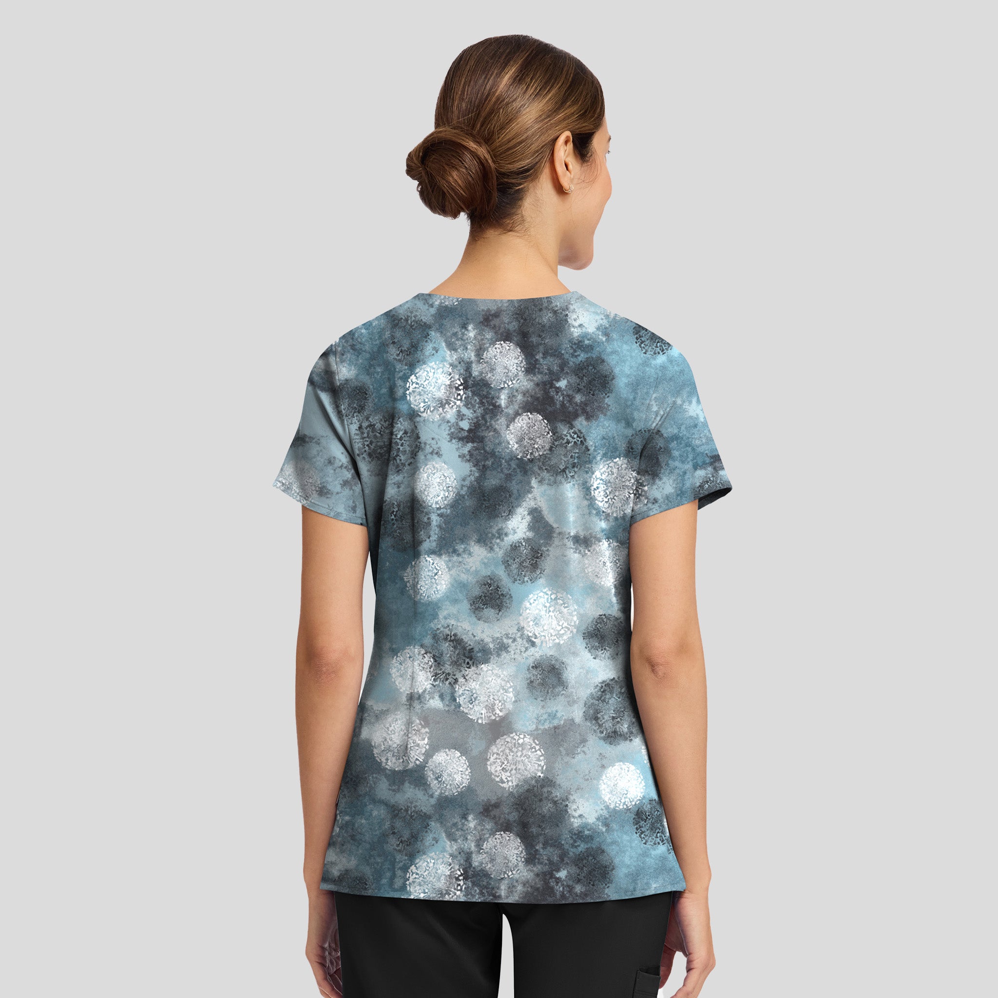 Amanda Print Scrub Top | Moody Dots