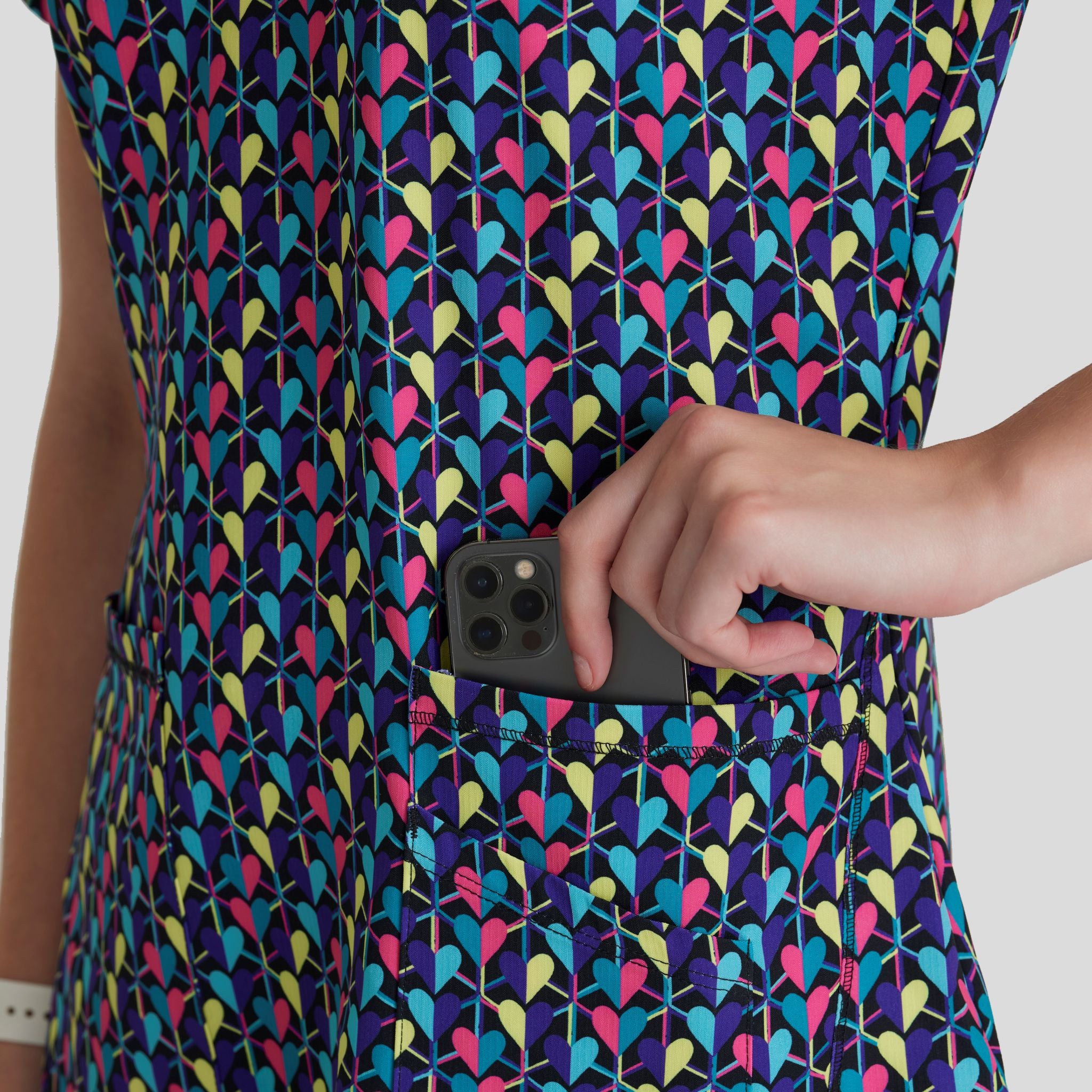 Essence Print Top | Deco Hearts